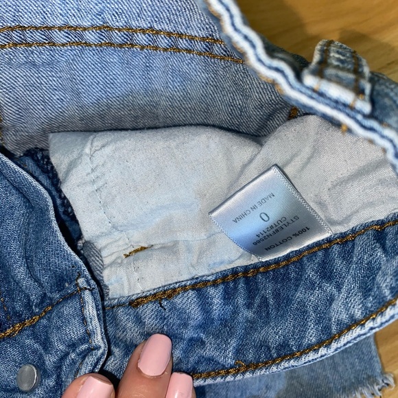 FASHION NOVA SHORTS - Picture 4 of 5